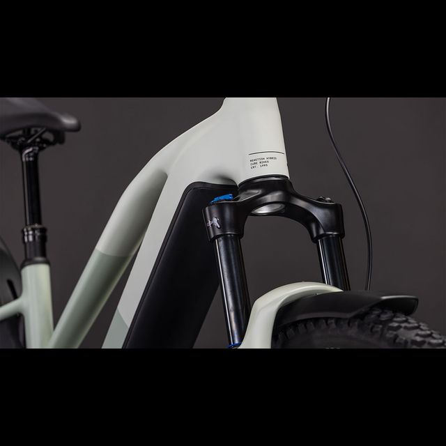 CUBE Reaction Hybrid Pro 800 FE sähköpyörä Trapeze